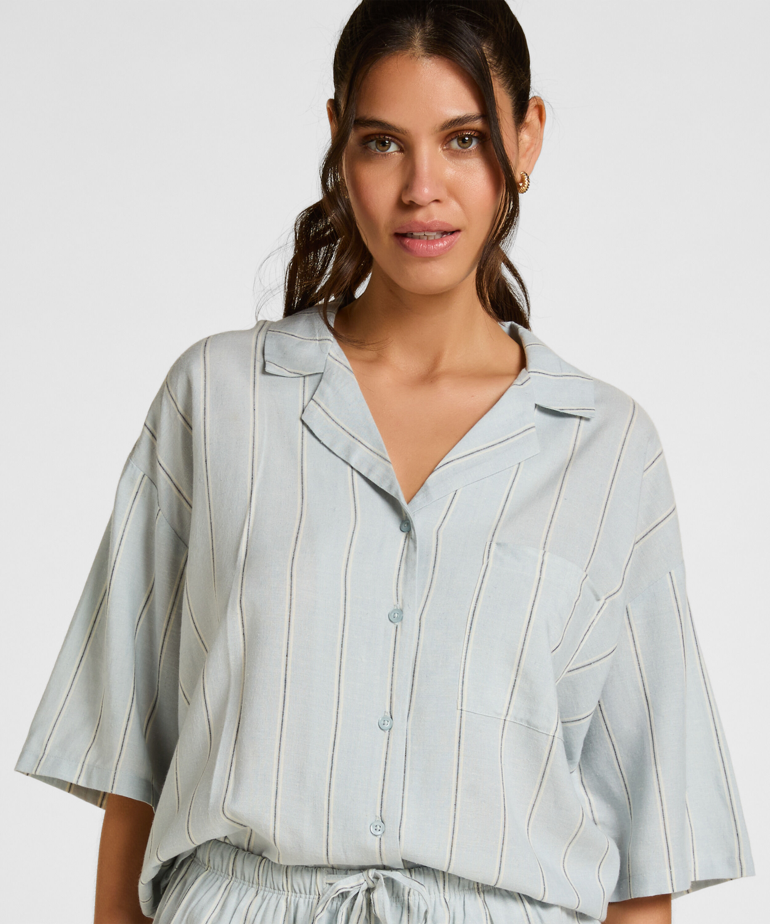 Jakke Lin, Blå Jakke Lin, Blå