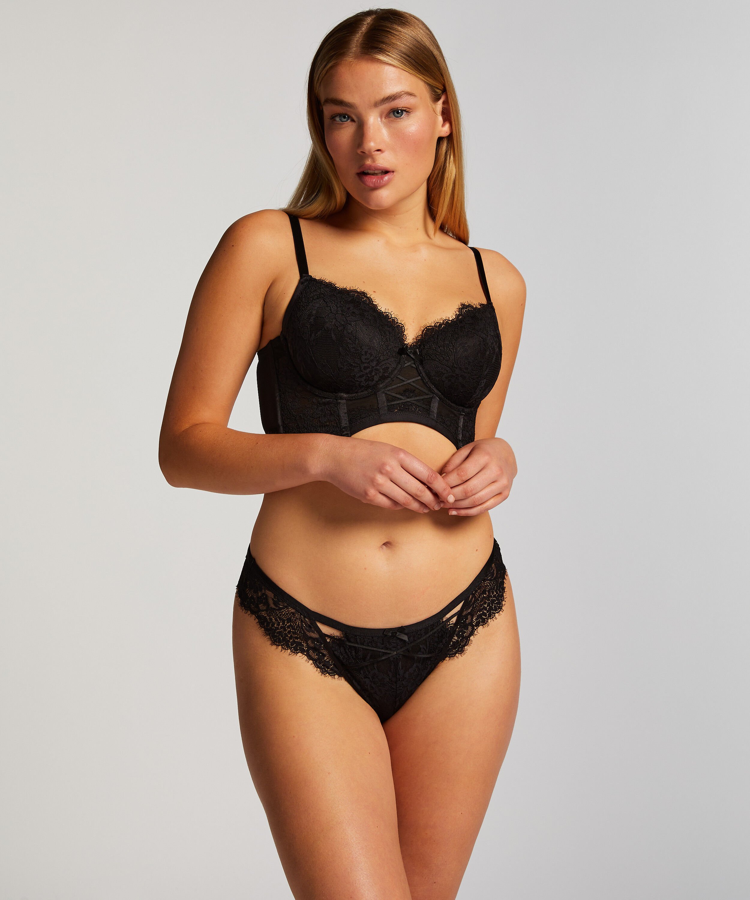 Brasiliansk truse Arabella, Svart