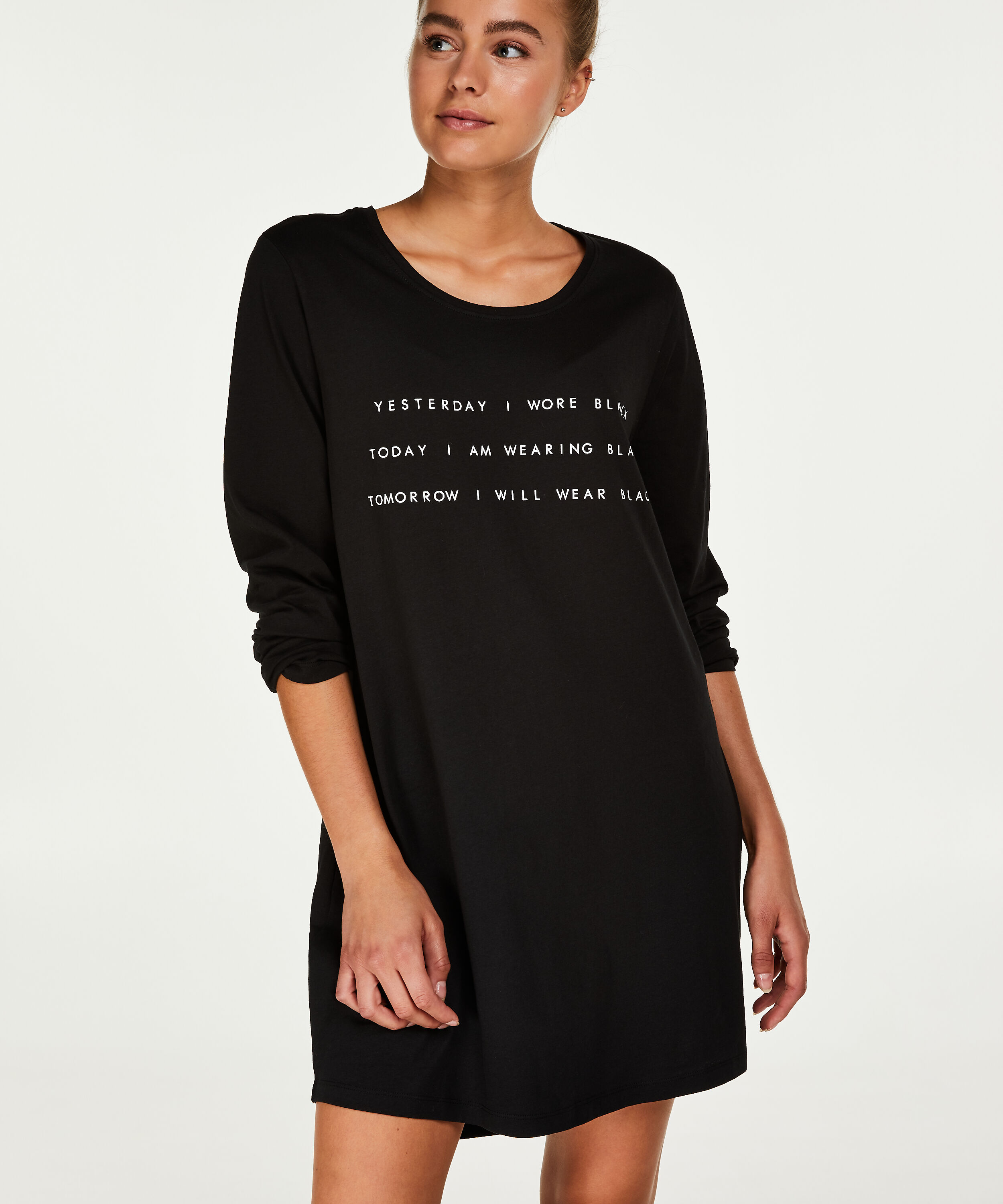 Round Neck Nightshirt, Svart