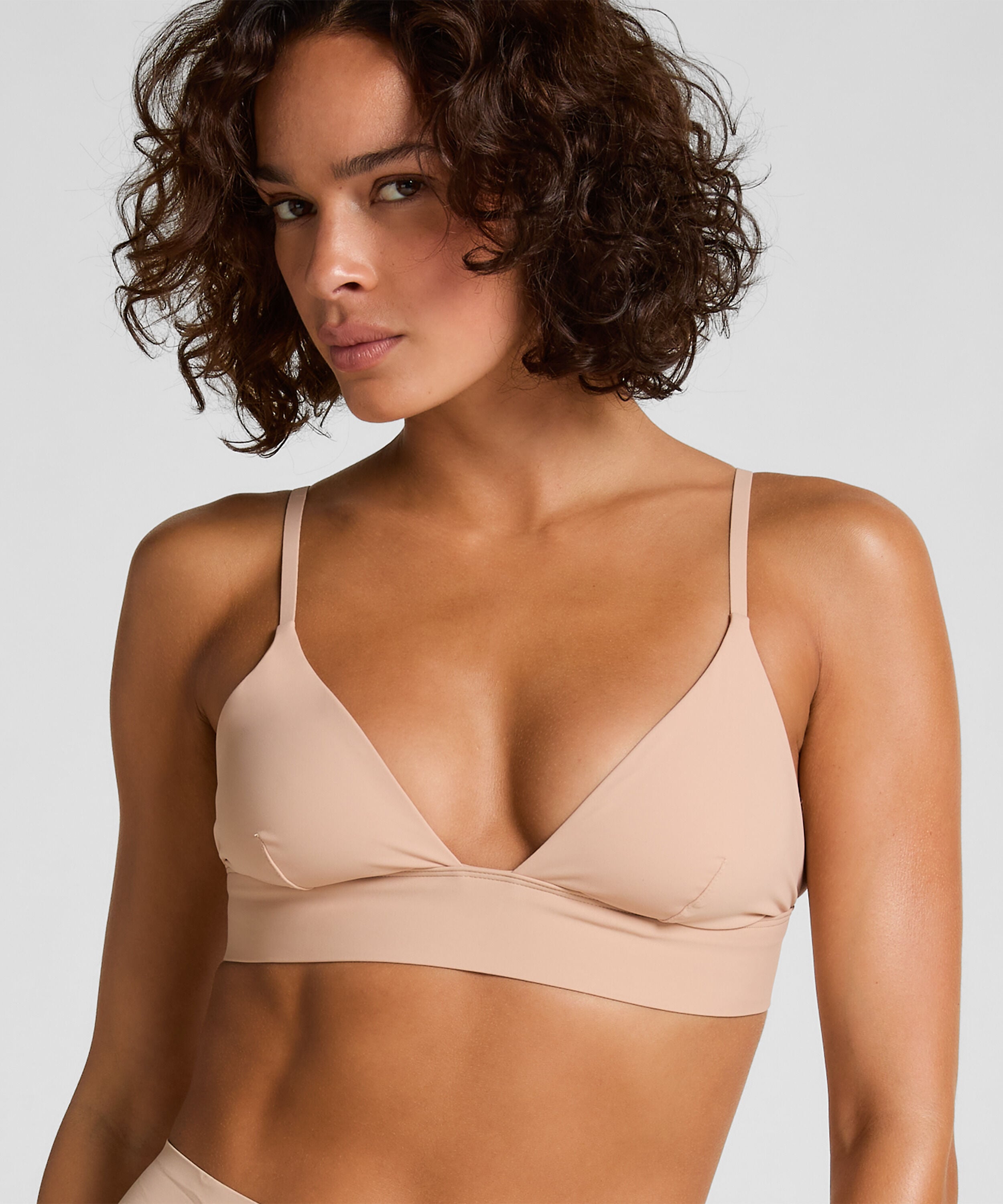 Triangle Bralette Smooth, Beige Triangle Bralette Smooth, Beige