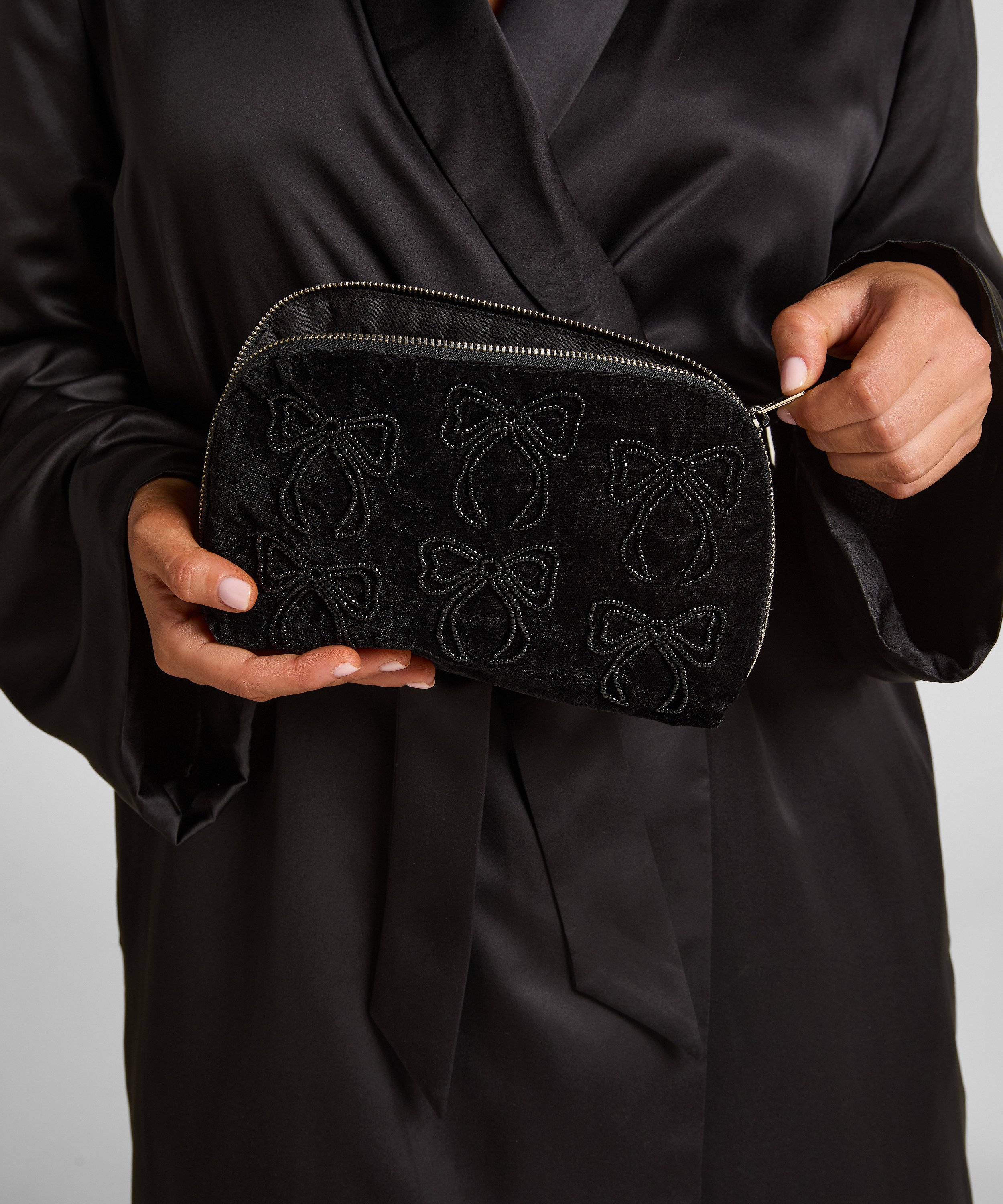 Bow makeup-veske, Svart, main