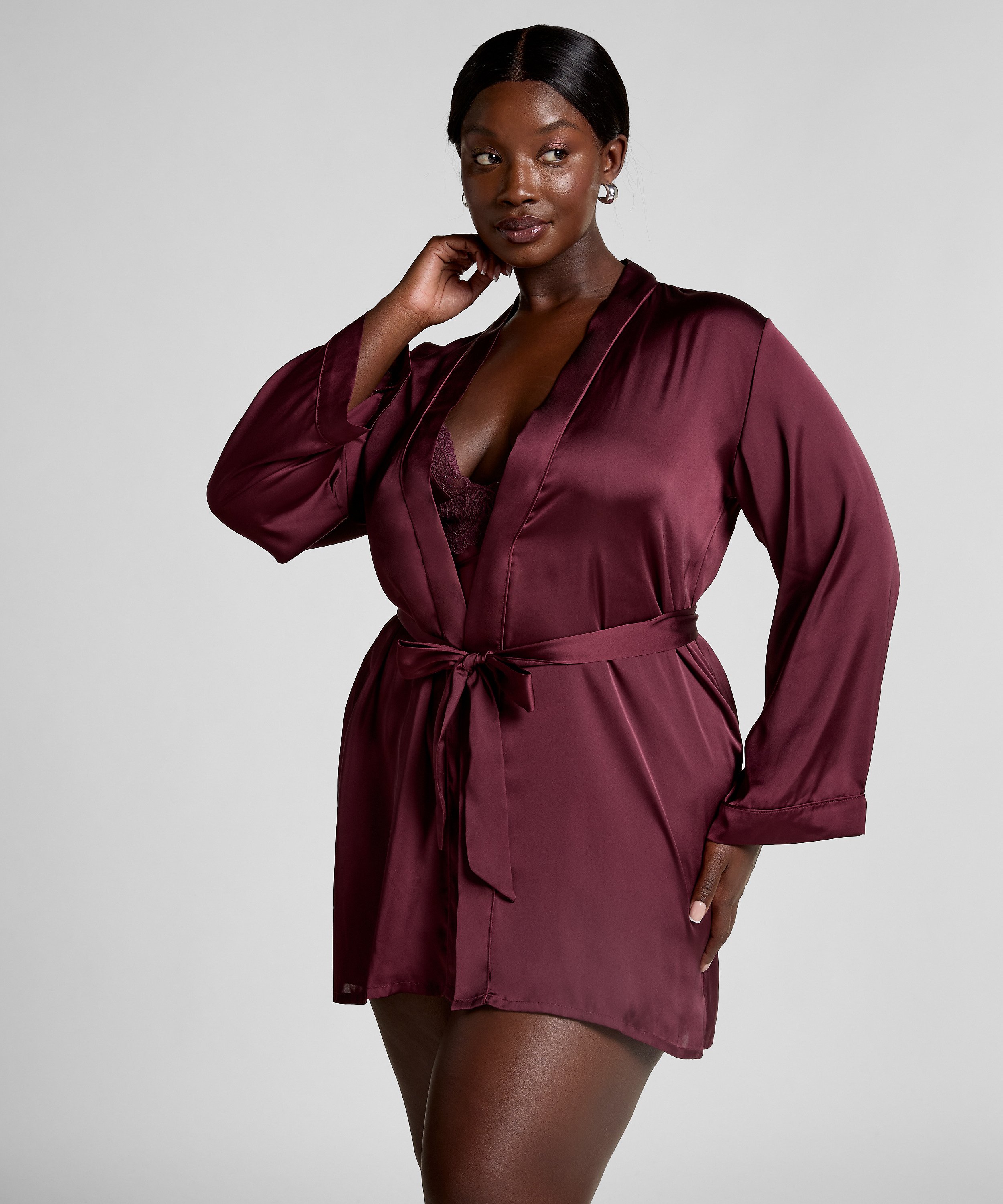 Satengkimono, Rød, main