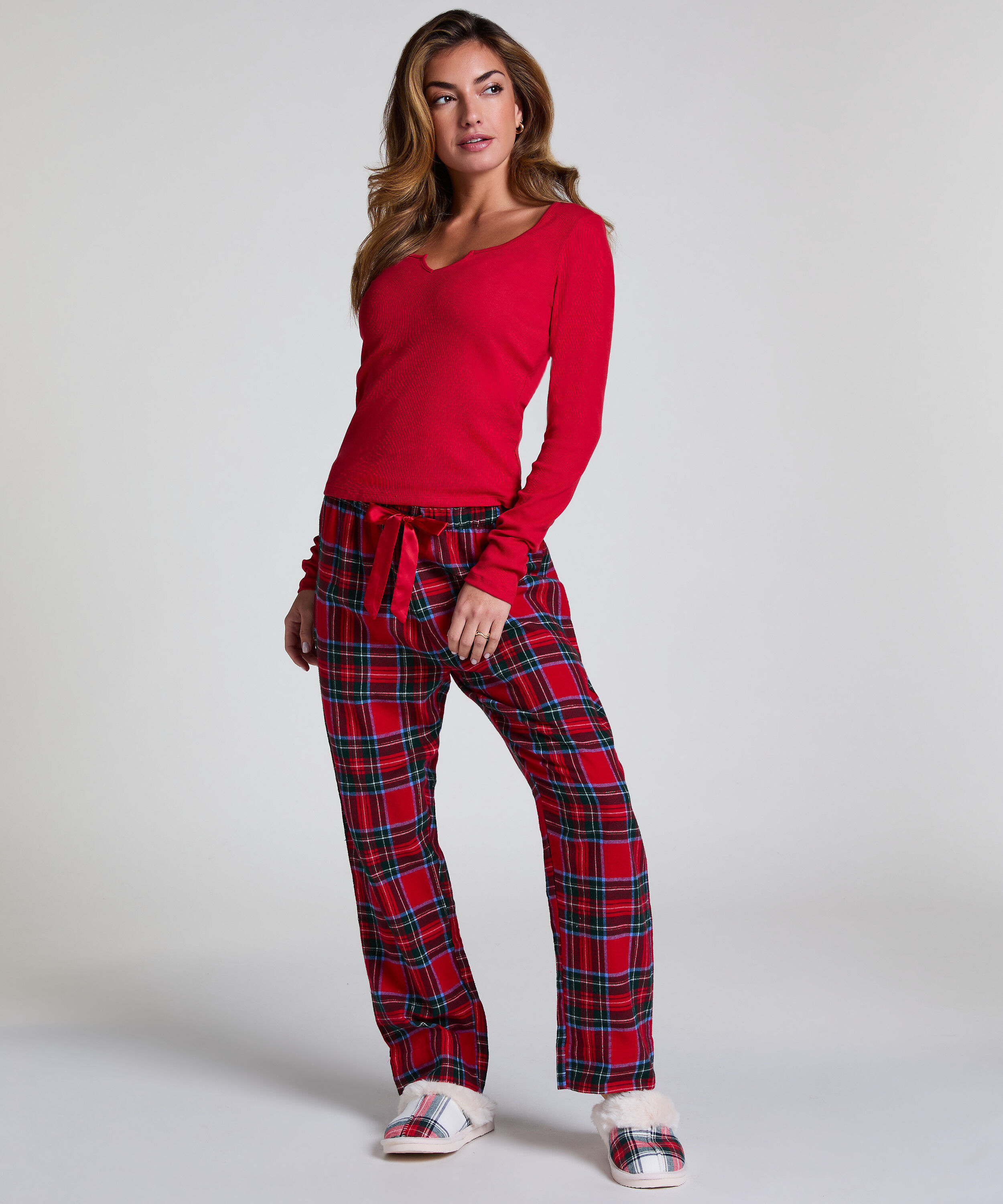 Topp med V-hals og lange armer, R&oslash;d