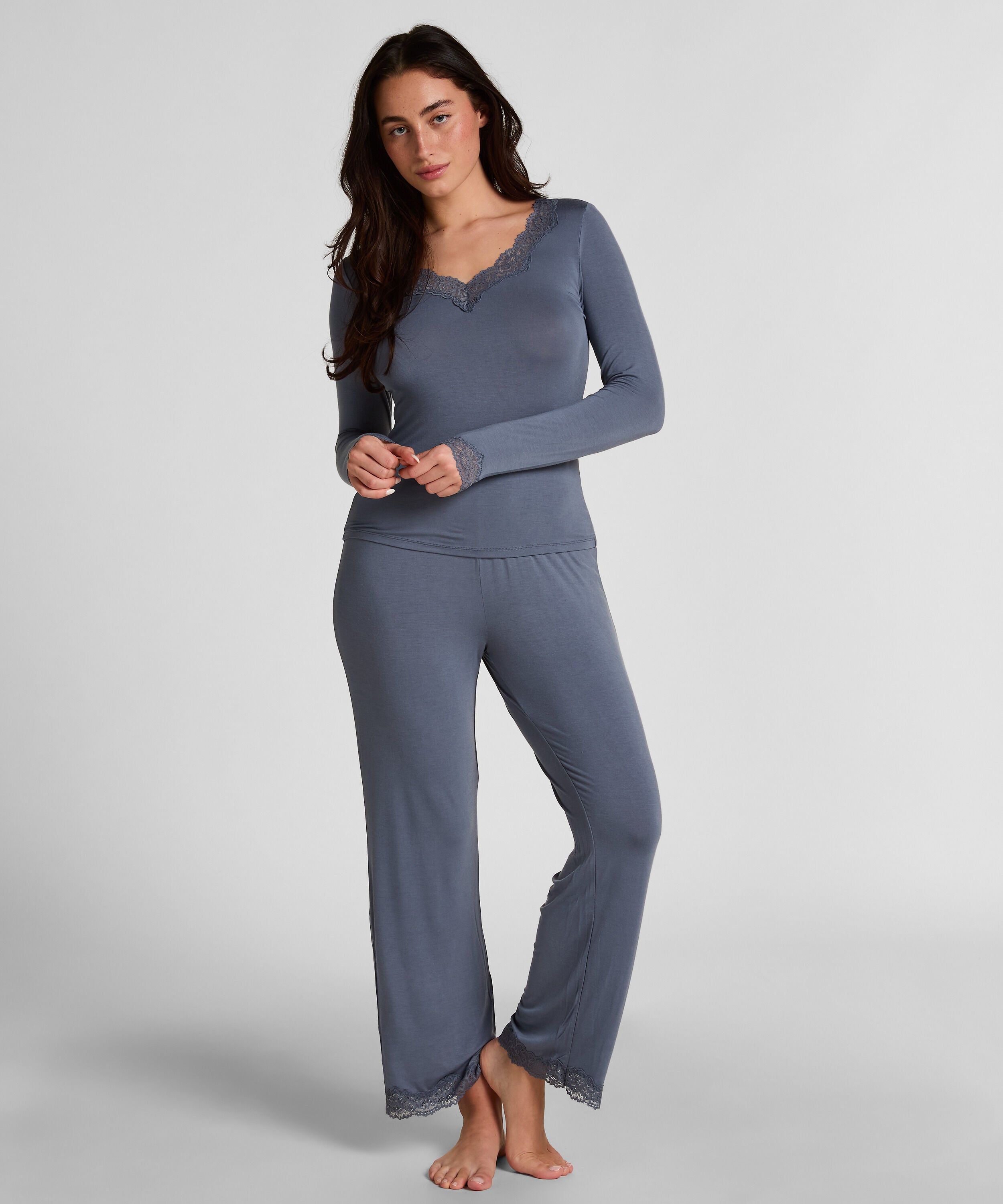 Pyjamasett, Grå