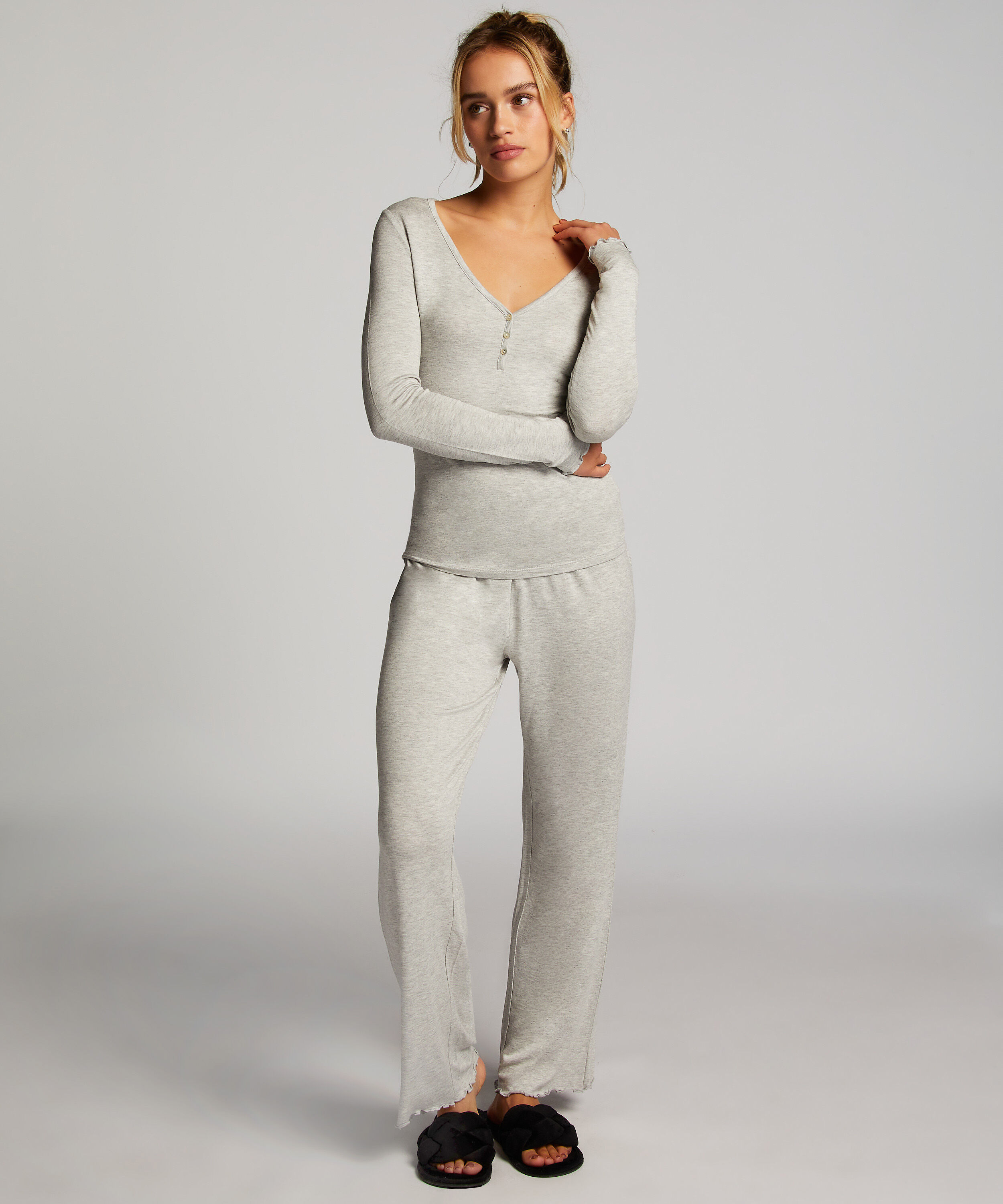 Pyjamasett, Grå