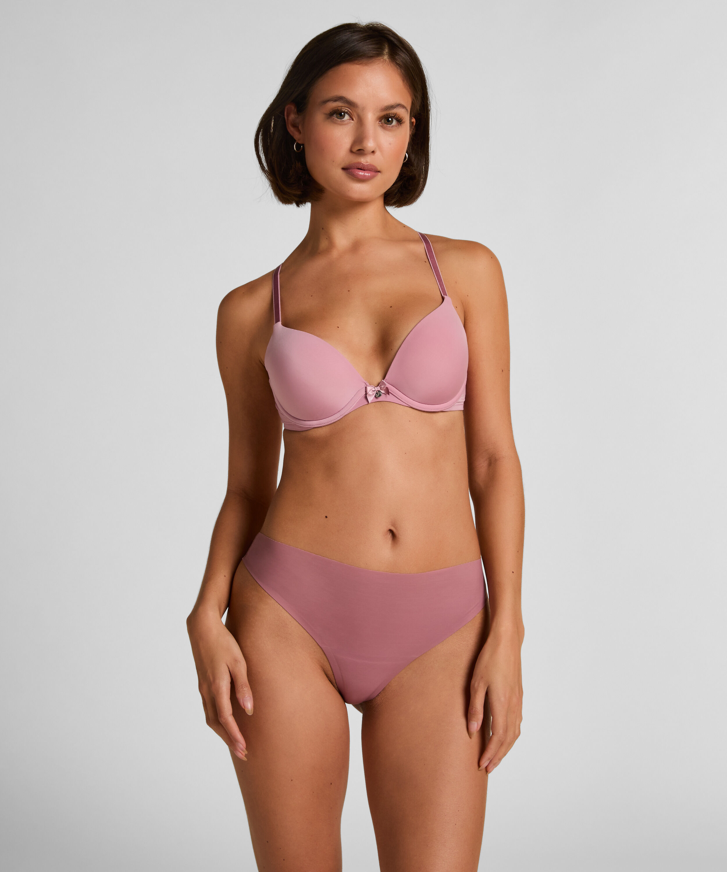 Usynlig stringtruse med høy beinskjæring, Rosa