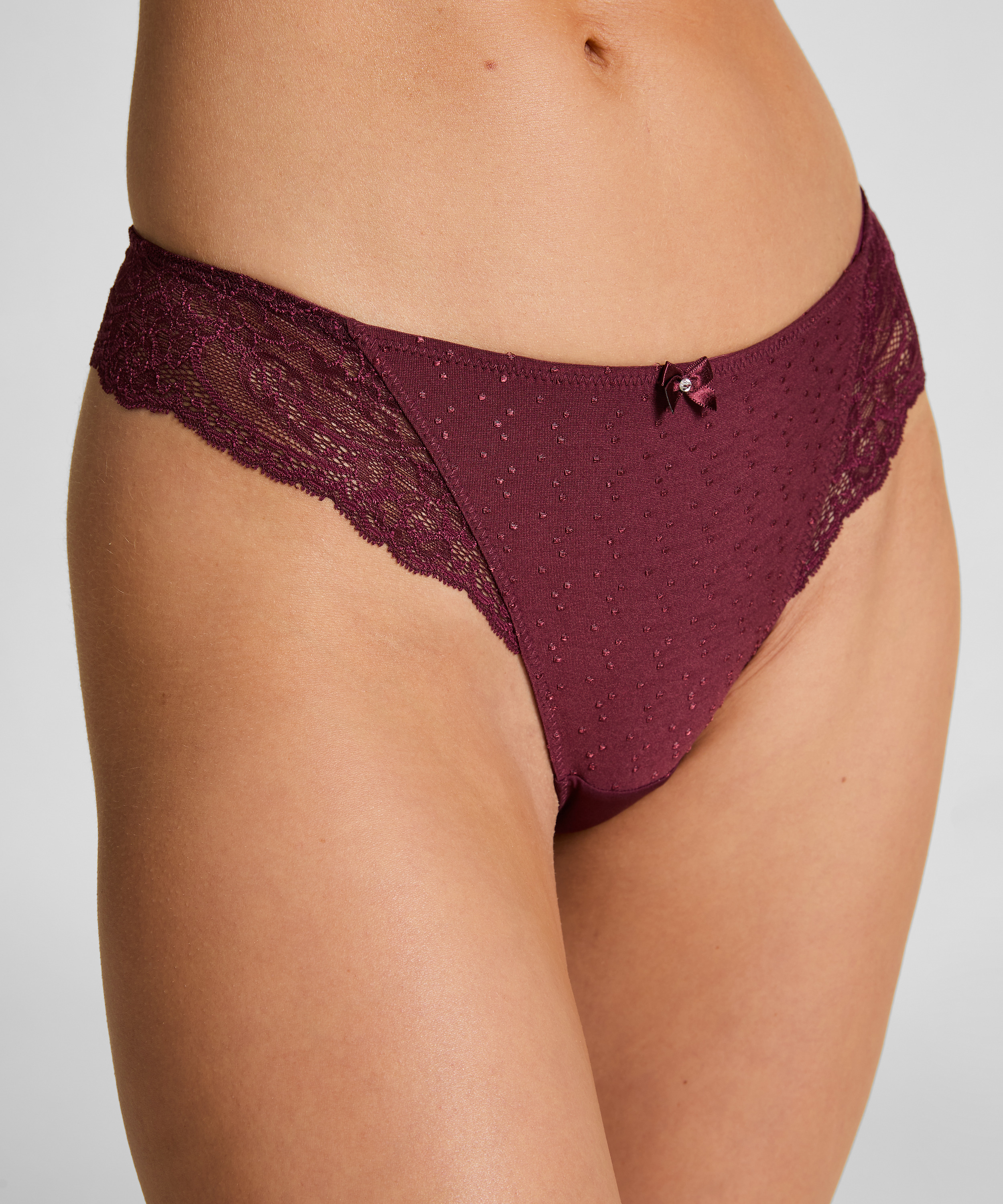 G-streng Sophie, Rød, main