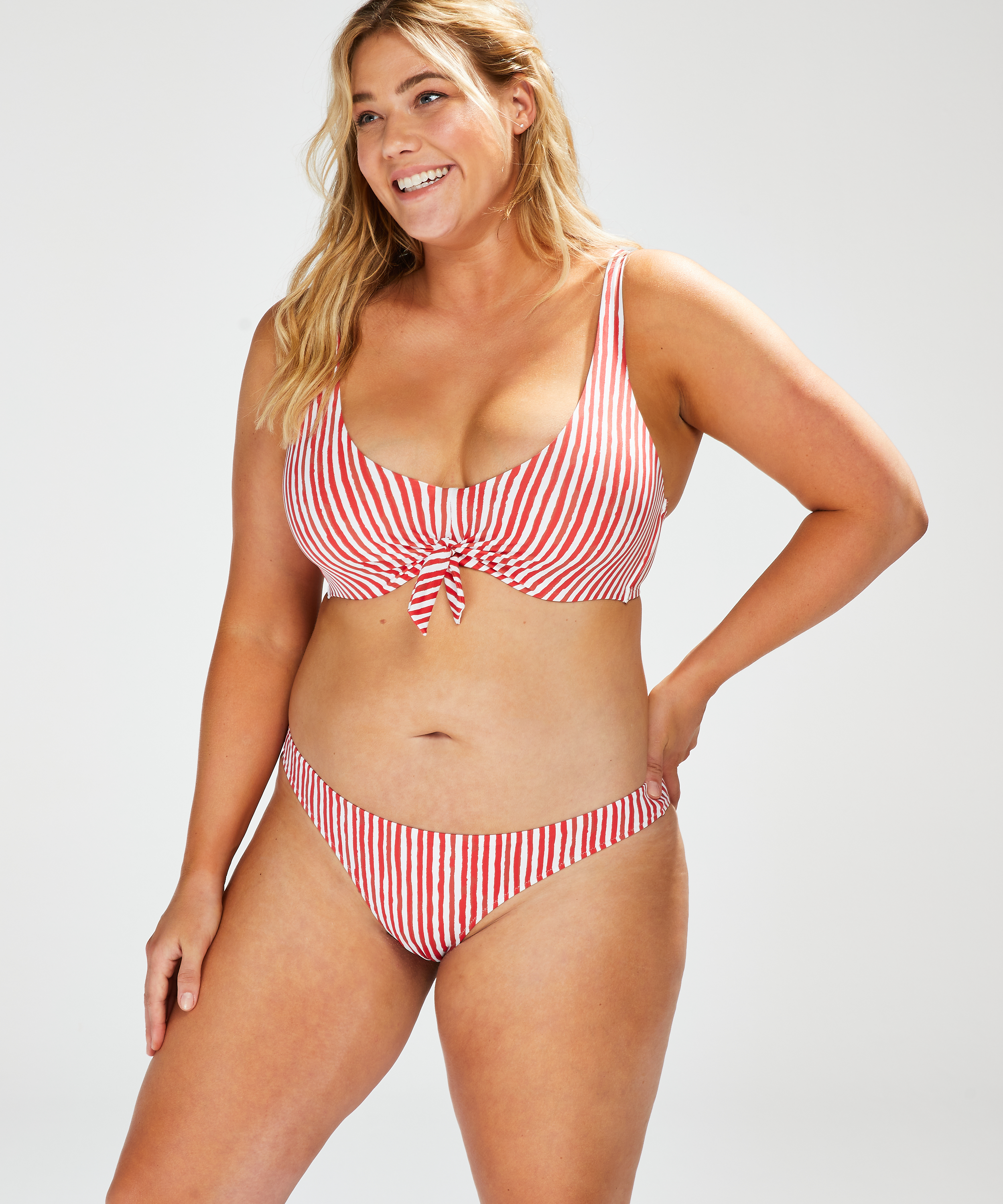 Julia uvattert bikinitopp med spiler, Rød, main