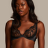 Upolstret BH med b&oslash;yle Inga, Svart