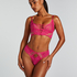 Loretta Bralette, Rosa
