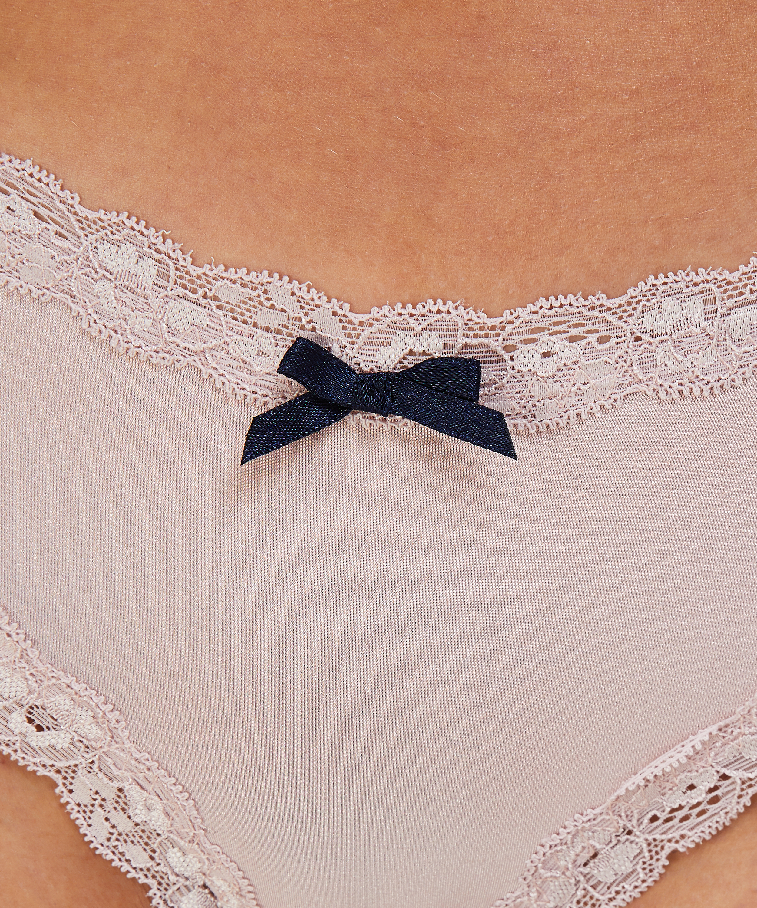 V-formet brasiliansk i mikrofiber, Lilla, main