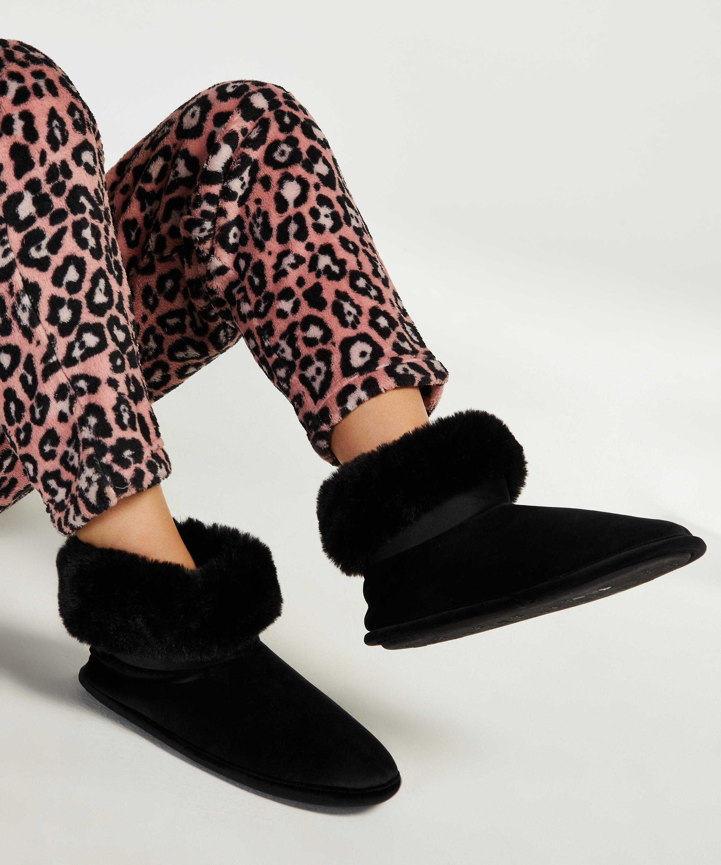 Tøfler, Svart, main