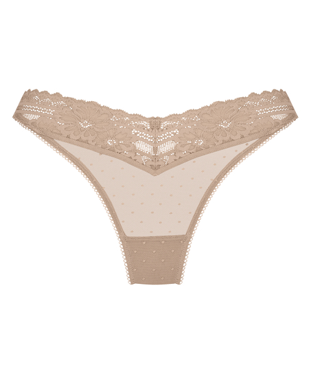 Tanga Sylvie, Brun