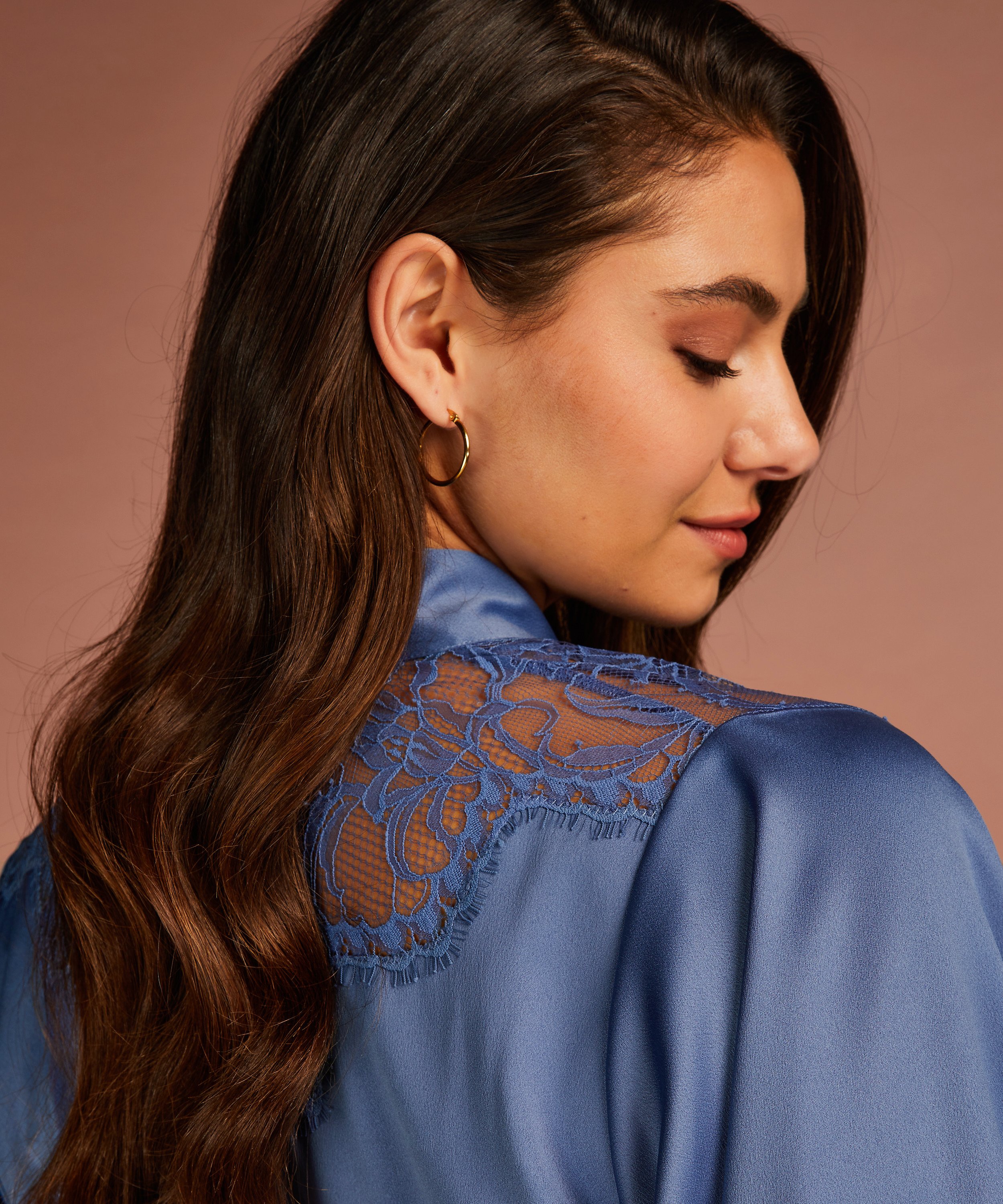 Sophia kimono, Bl&aring;, main