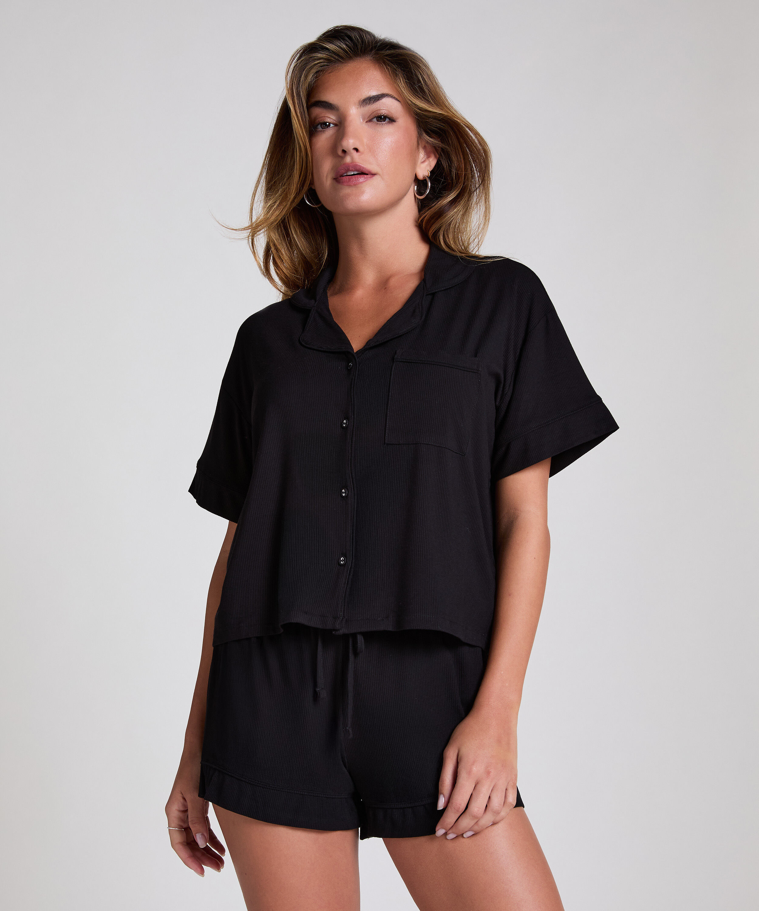 Fl&oslash;yelsbukser, Svart