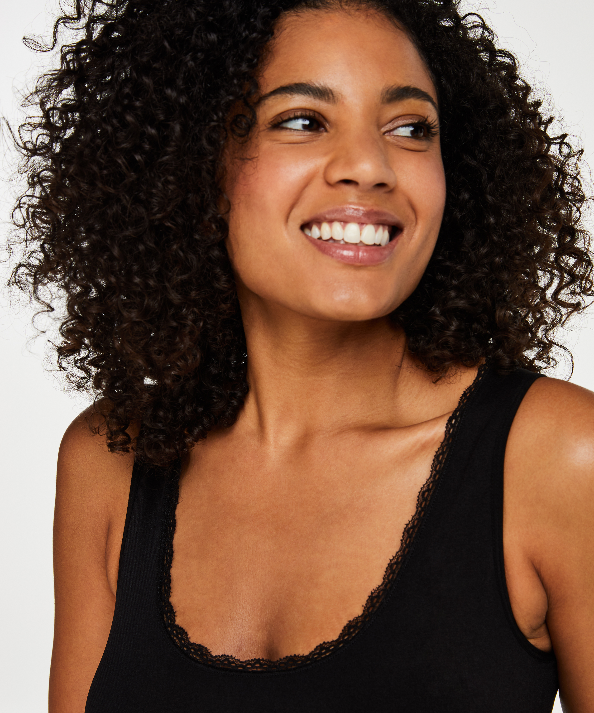 Strammende cami-topp – Nivå 2, Svart, main