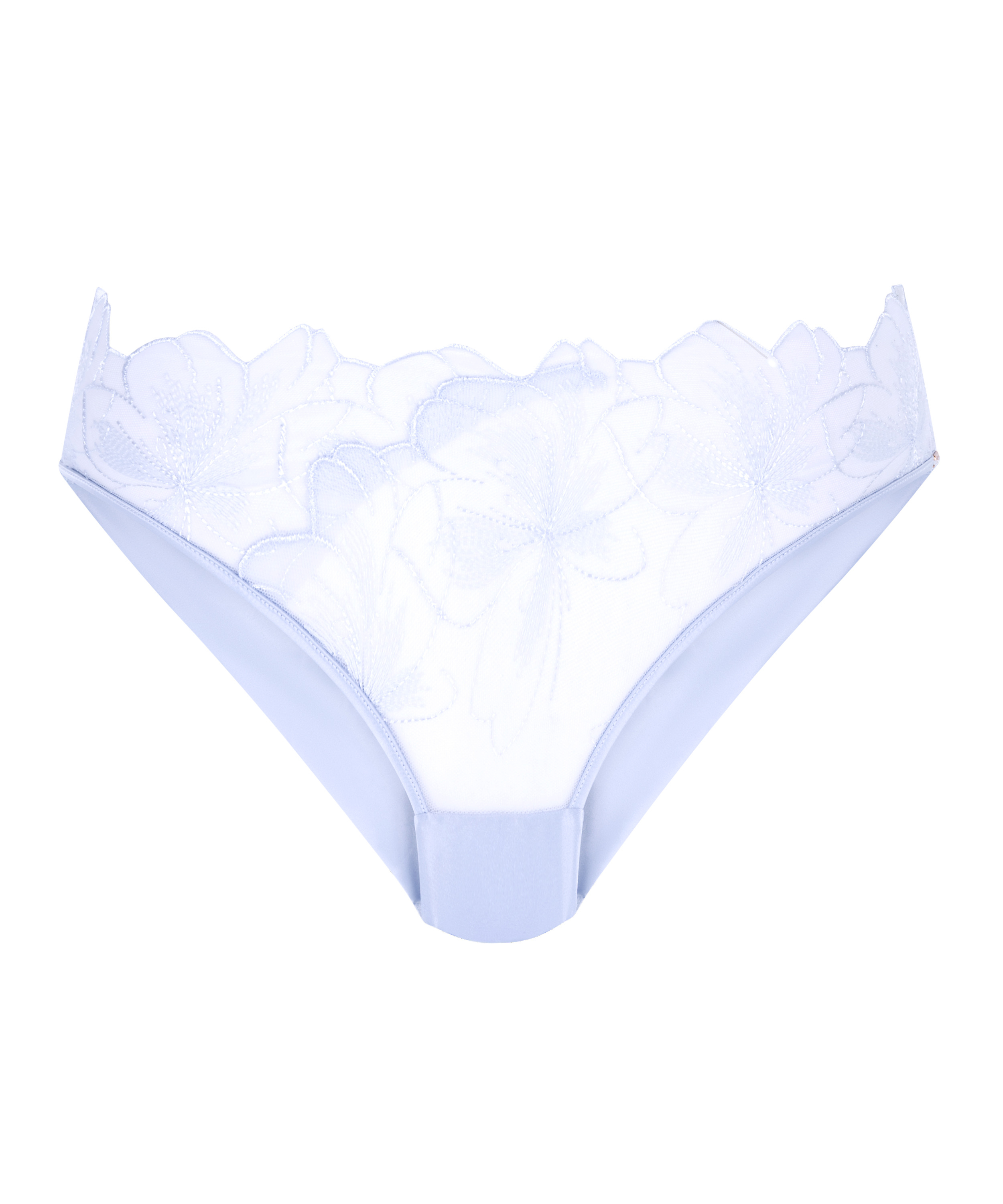 Emilia Brazilian, Bl&aring;, main