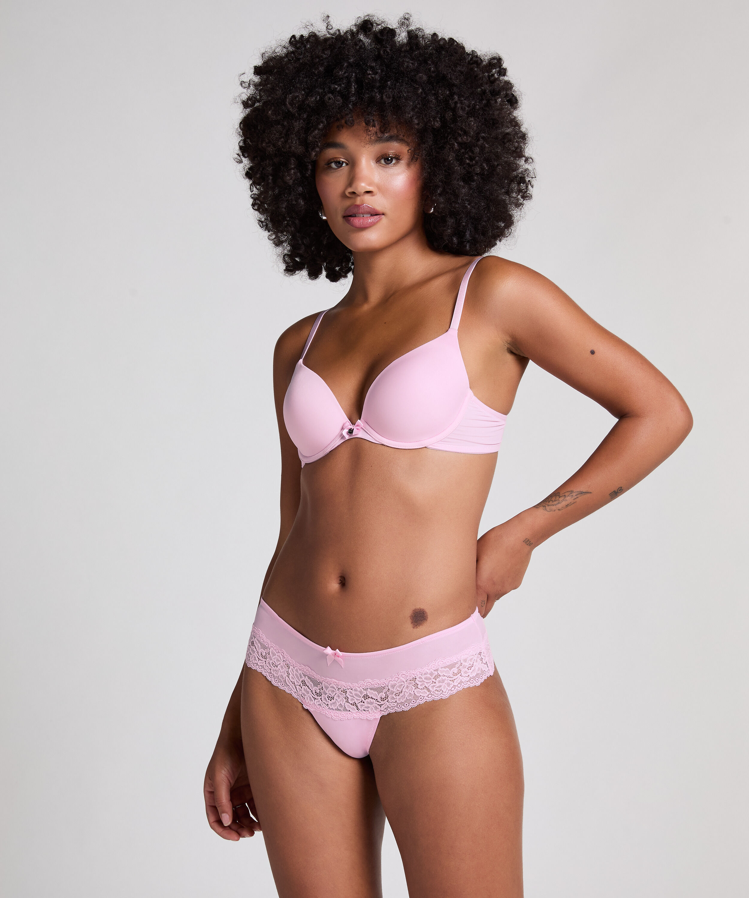 Paris Bokserstreng, Rosa