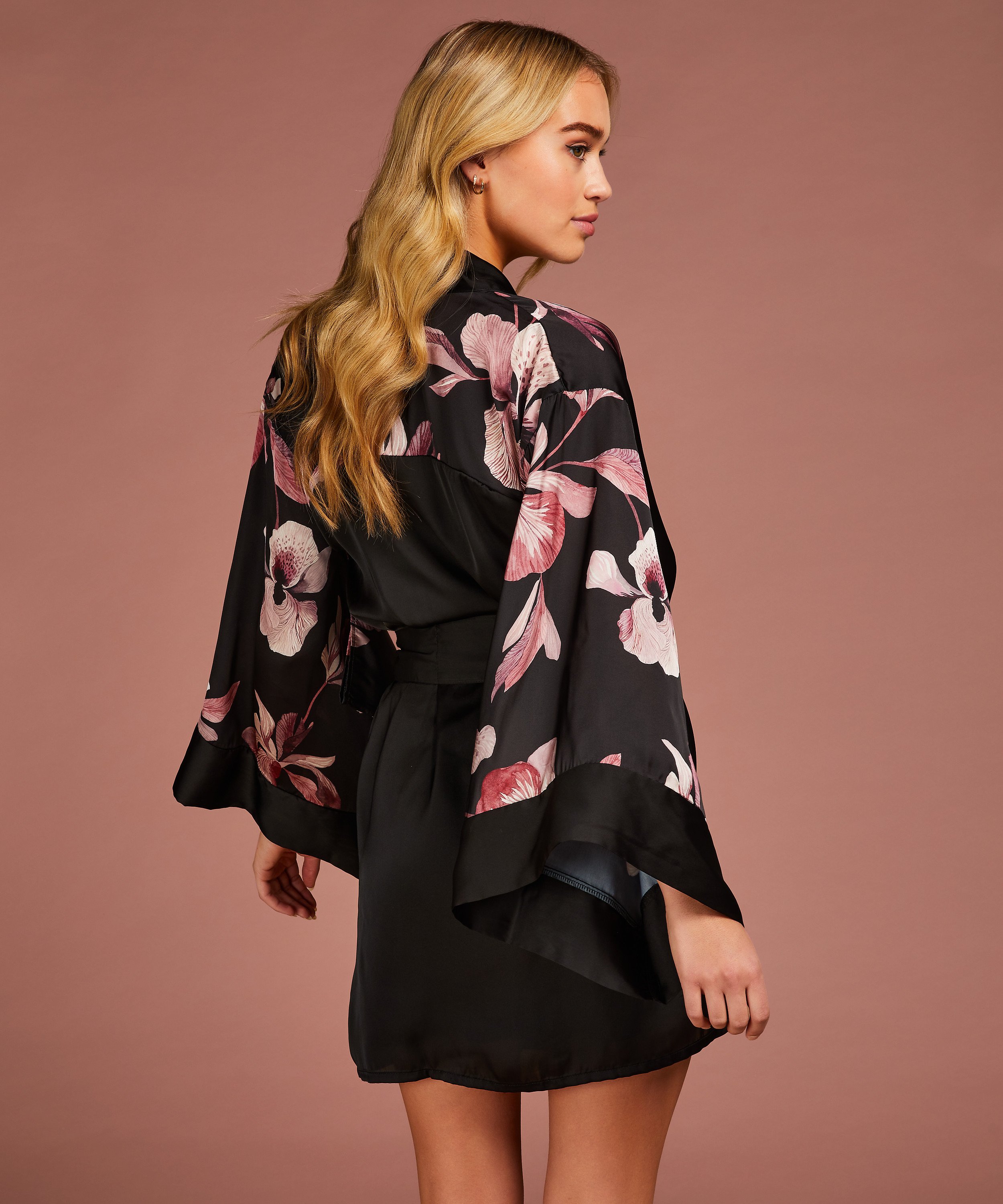 Orchid Kimono, Svart, main
