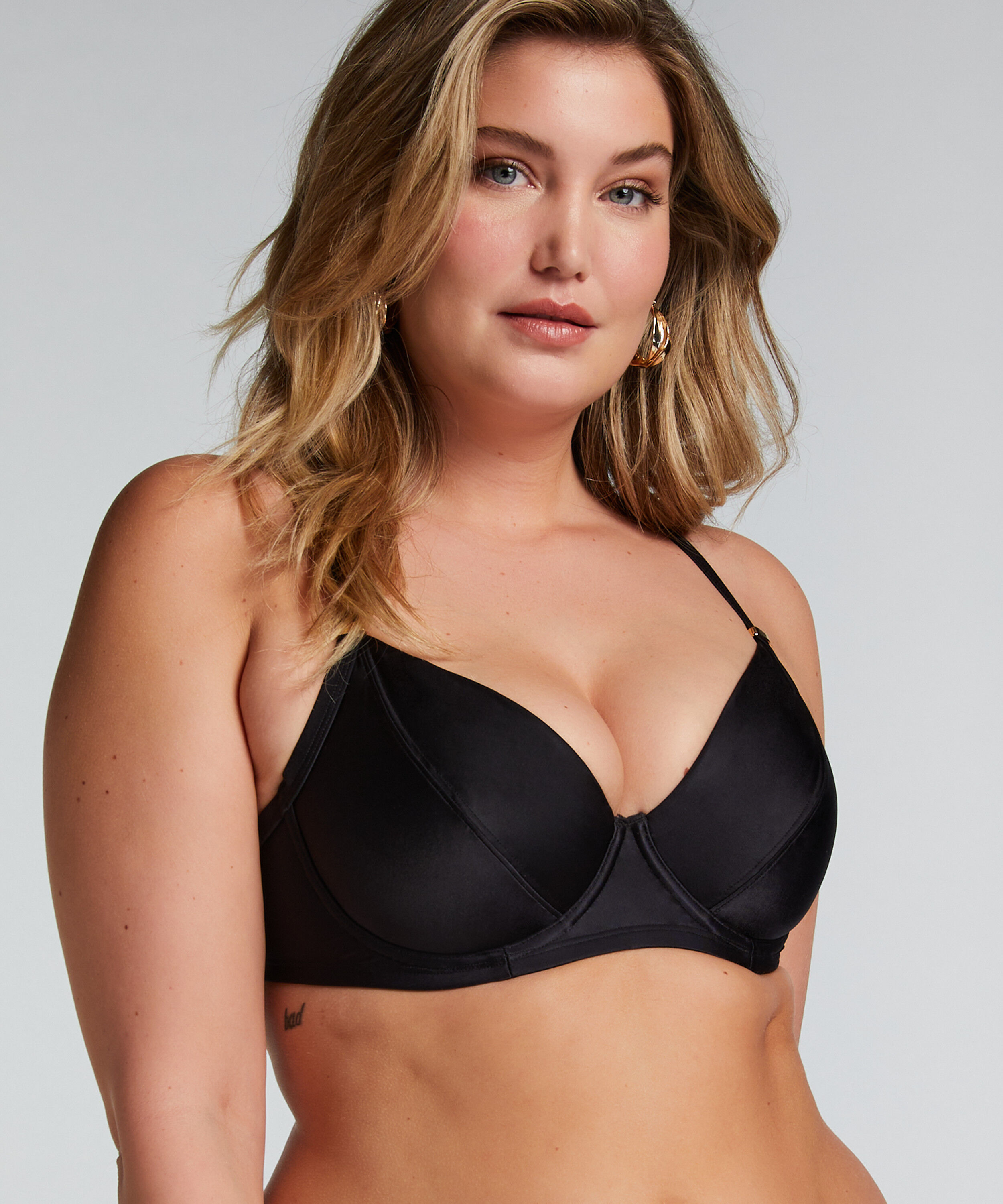 Bikinitopp Luxe, Svart Bikinitopp Luxe, Svart