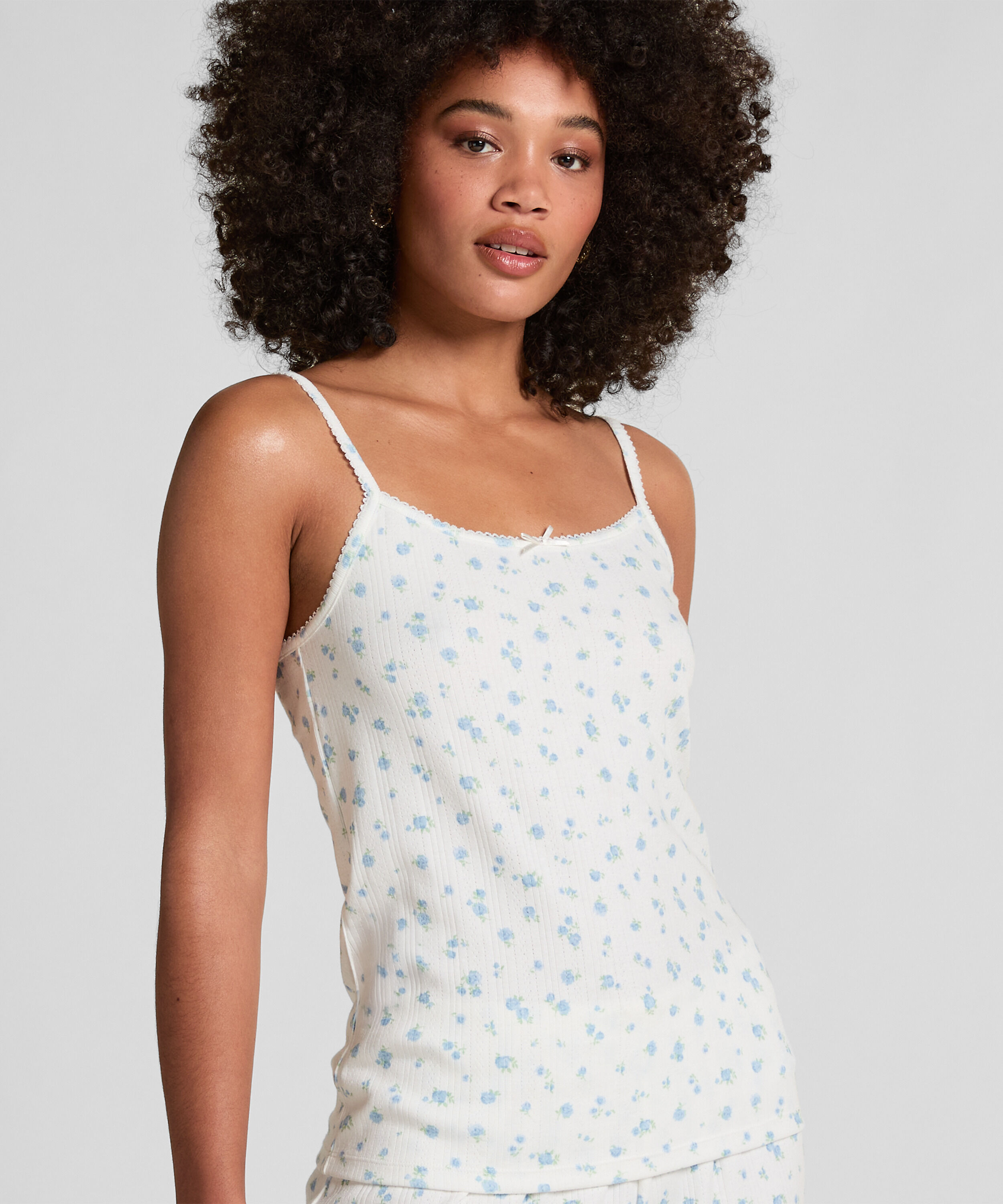 Cami Pointelle, Hvit