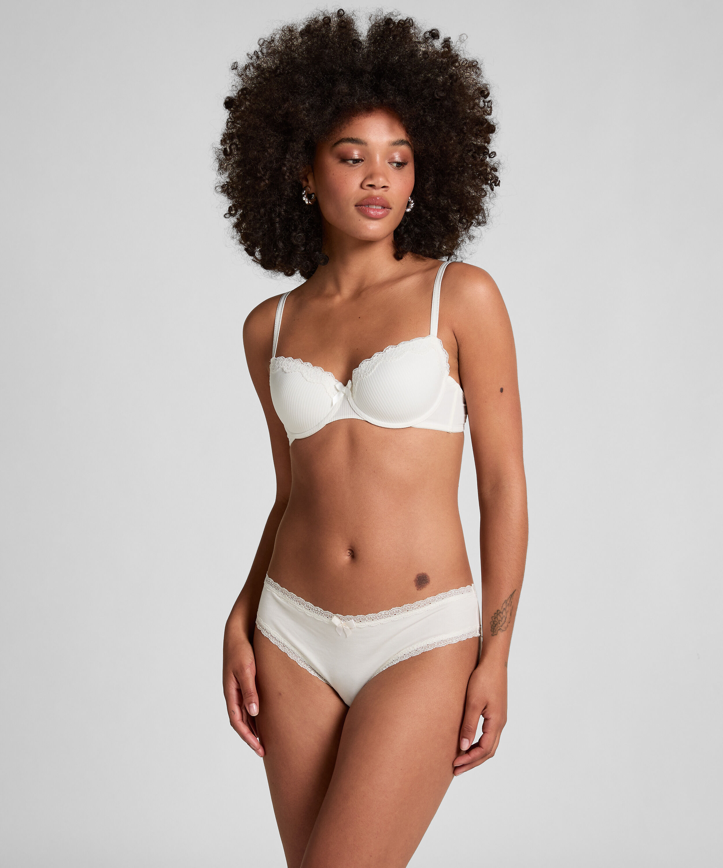 2-pakning med polstret spile-BH Lola