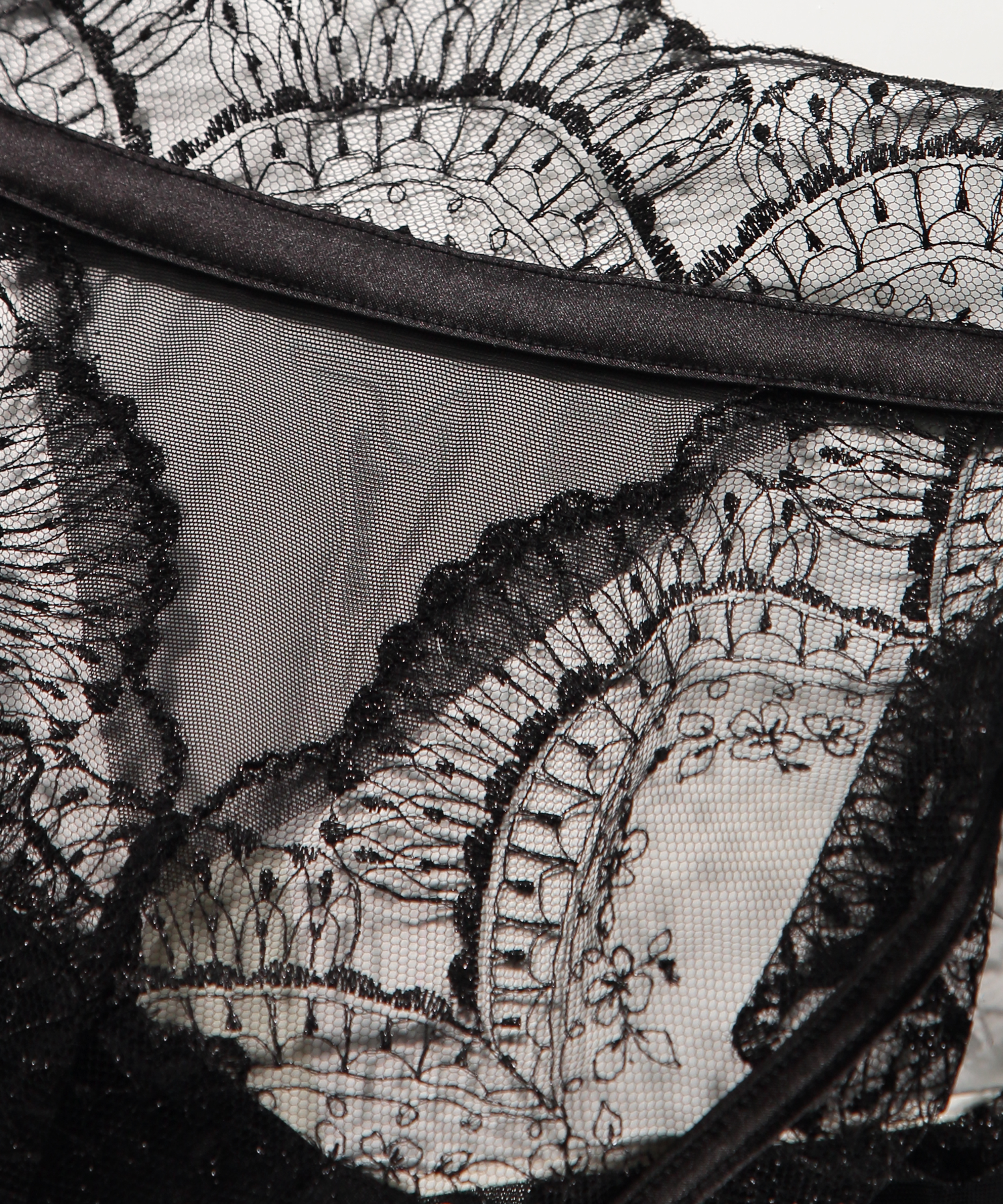 Highleg g-streng Akira, Svart, main