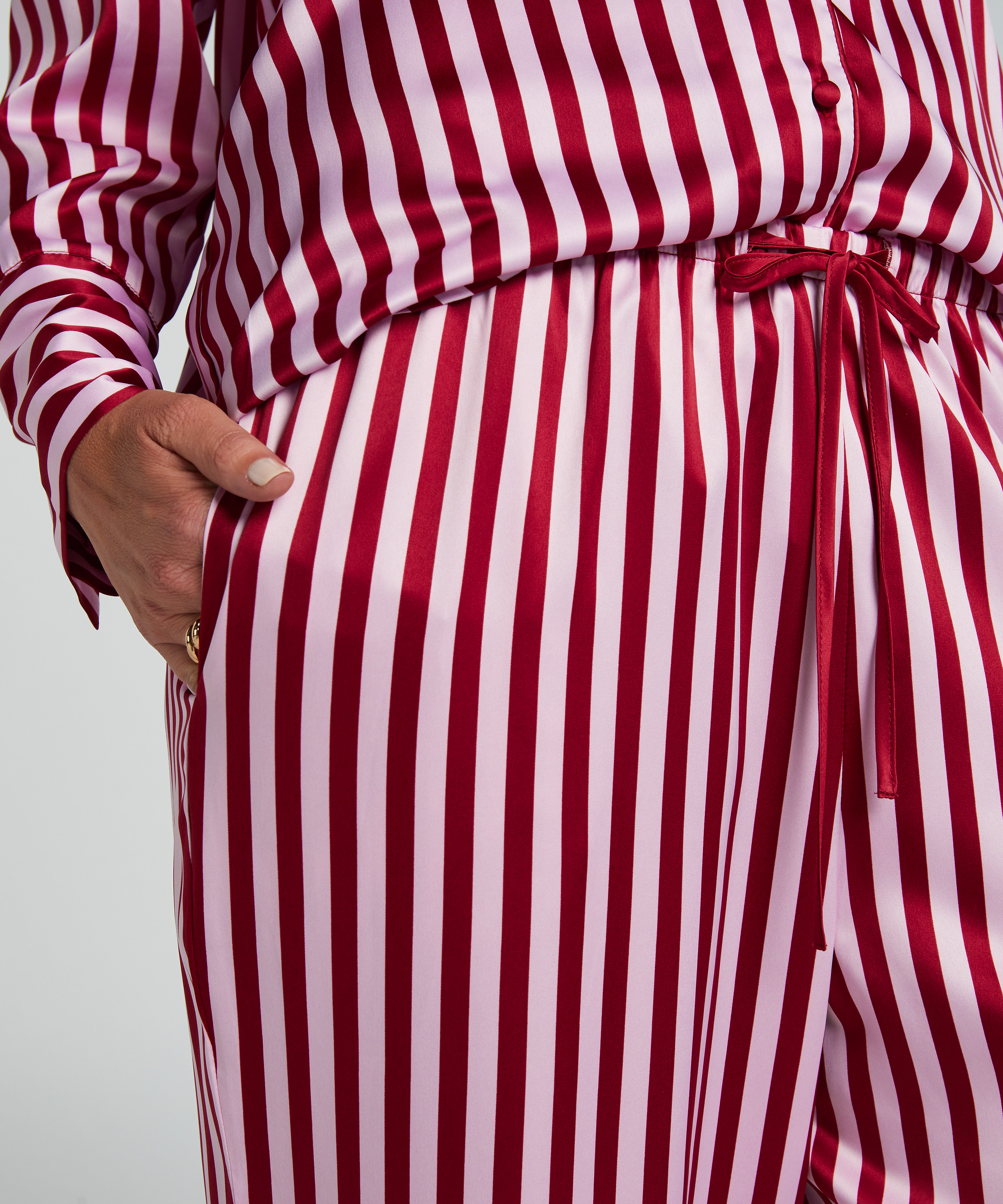 Satengbukser, Rosa, main