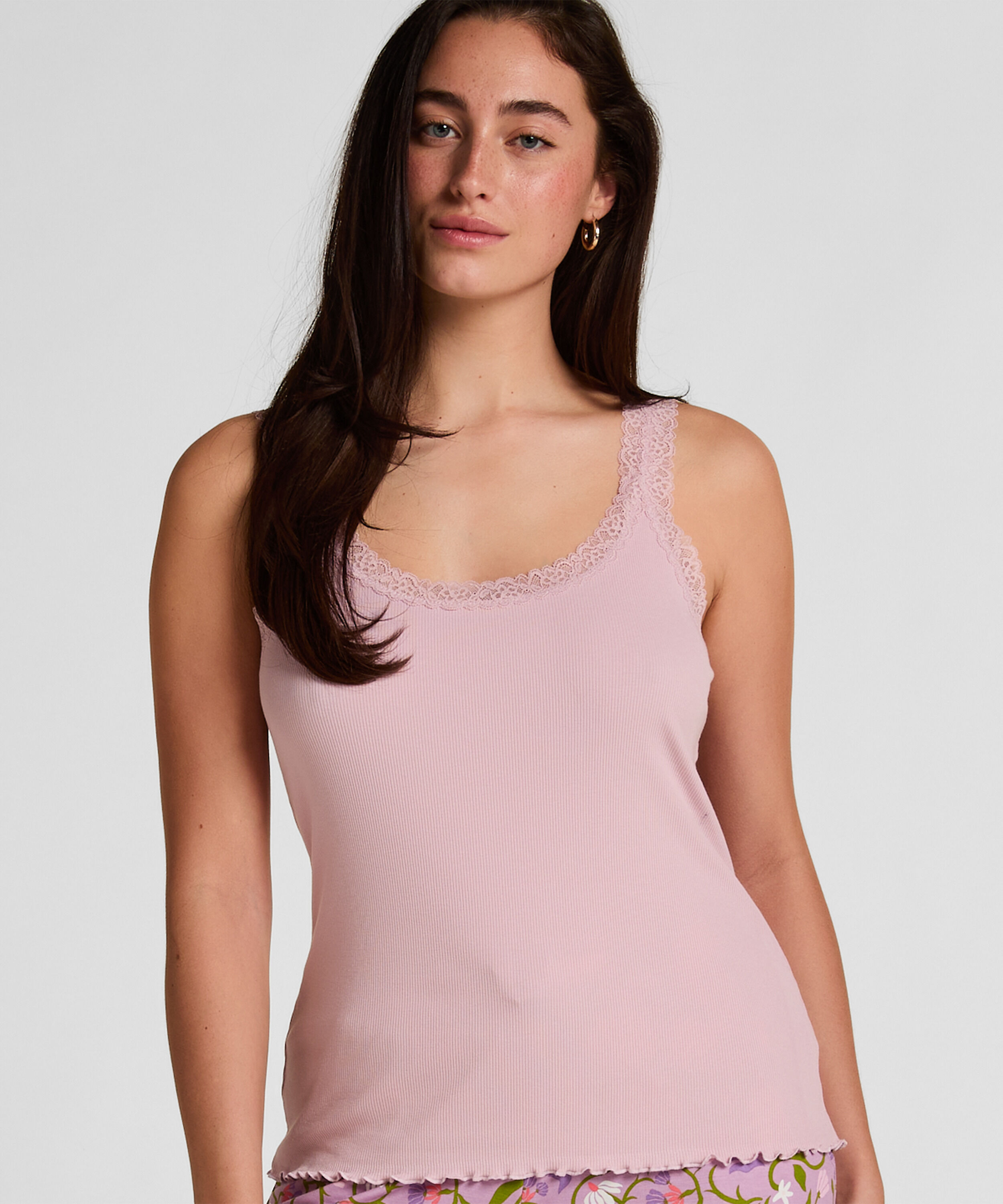 Singlet i Ribbet Jersey med Blonder, Rosa
