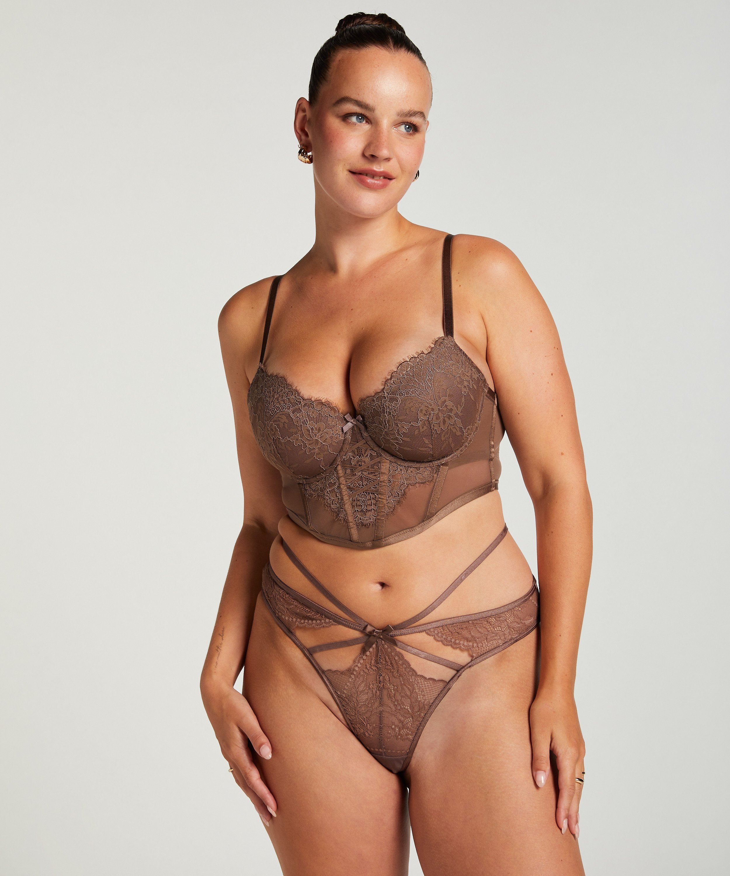 G-streng Wera, Brun, main